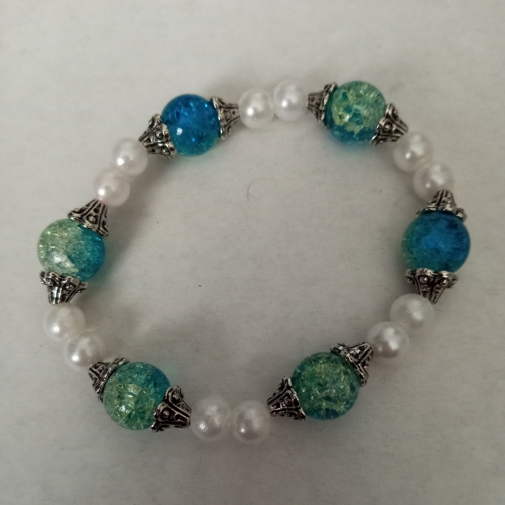 Hand crafted Pearl and crackle aqua beaded statement bracelet vintage style